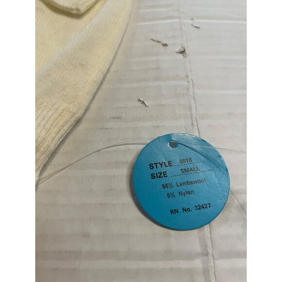NWT-Vintage Crazy Horse Lambswool blend Cream Turtleneck ribbed Sweater Small - Picture 4 of 9